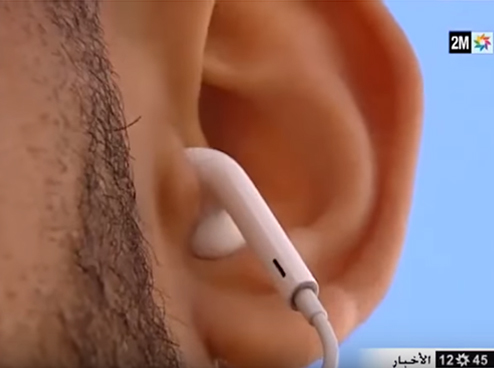 خطر استعمال سماعات الأذن