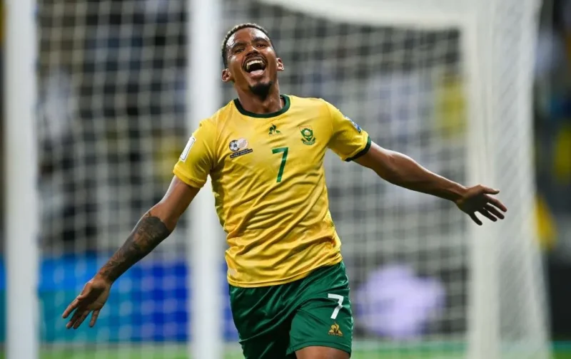 جنوب إفريقا تهزم أنغولا 2-1 مع بداية منافسات المجموعة الثانية بكأس إفريقيا (فيديو)