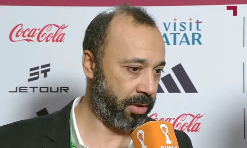 إبقاء المنتخب المغربي داخل الحافلة لأكثر من ساعة وحرمانه من الإحماء في قطر