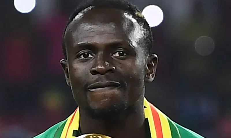 السنغال تعلن قبول عقوبات الكاف !!