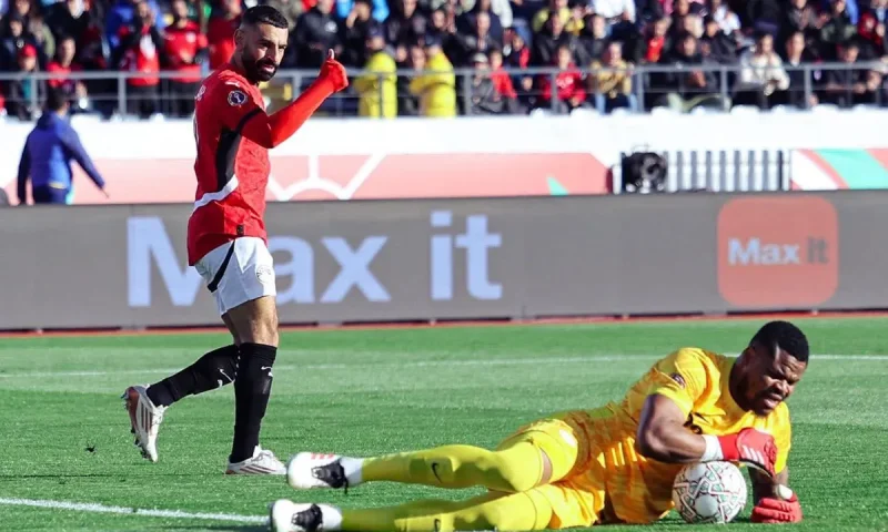 صلاح ومرموش يفشلان في التسجيل.. نيجيريا تهزم مصر وتحصد المركز الثالث