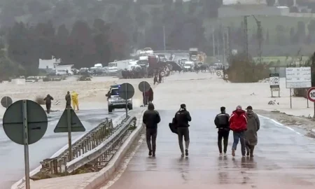 الفيضانات تقطع الطريق بين طنجة وتطوان والفنيدق