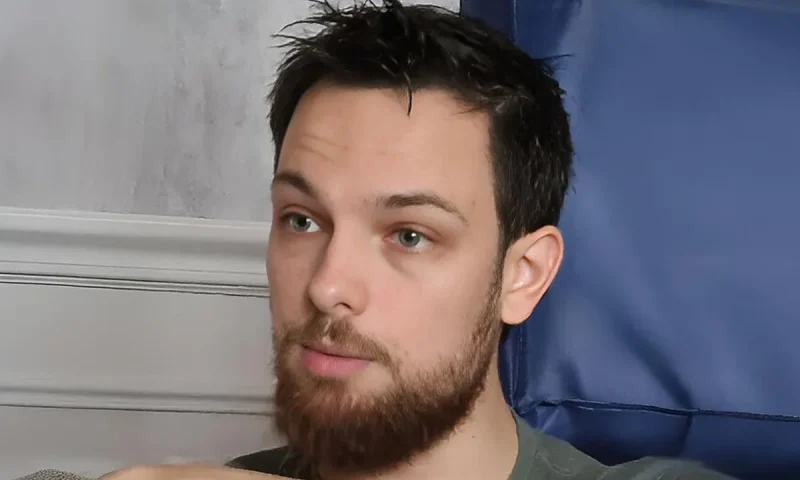 اختفاء الفرنسي كليمان بيسنفيل.. الأمن المغربي يكذب لوفيغارو ويكشف أحدث تطورات القضية