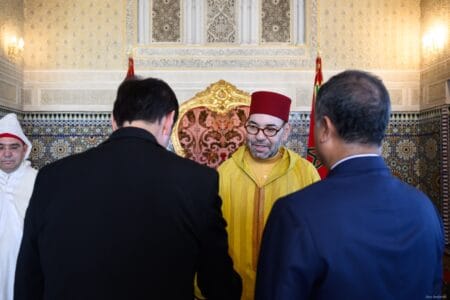 الملك محمد السادس يستقبل 13 سفيرا أجنبيًا