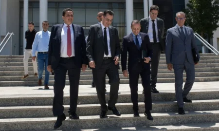 بعد اجتماع بحضور الوزير والوالي.. أطر بالمستشفى الجامعي بطنجة: ضاعت مكتسباتنا وحقوقنا