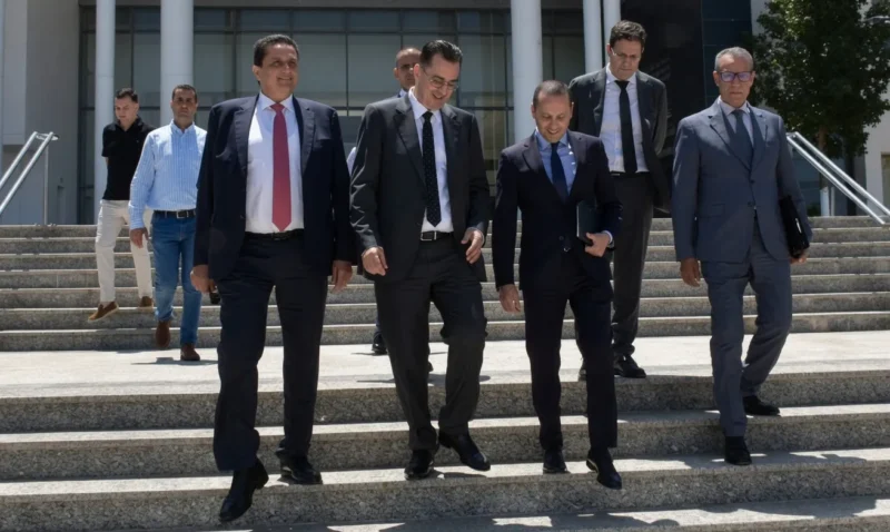 بعد اجتماع بحضور الوزير والوالي.. أطر بالمستشفى الجامعي بطنجة: ضاعت مكتسباتنا وحقوقنا