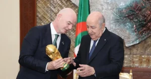 الجزائر تبدأ كأس العالم بفضيحة عالمية