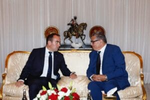 بعد إطفاء أزمة علي لمرابط.. الإعلام الفرنسي الرسمي يوجه اتهامًا خطيرا للمغرب تزامنا وعقد الاجتماع رفيع المستوى